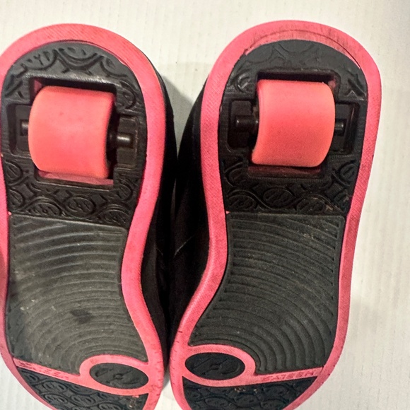 Heely’s women’s size 5 - Picture 4 of 5